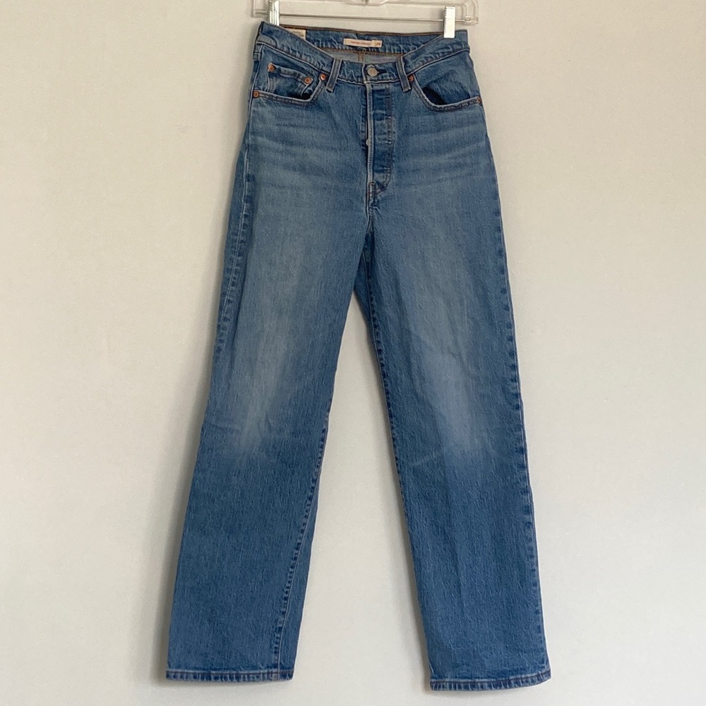 Levi’s Ribcage Straight Jeans